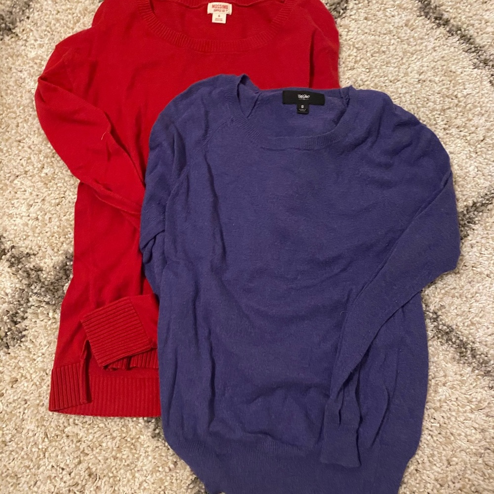 Bundle of 2 fashion women’s sweaters